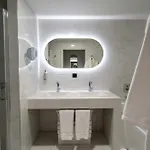 Hotel Et Restaurant Le Regina 4*