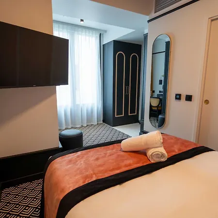 Et Restaurant Le Regina Отель Le Puy-en-Velay