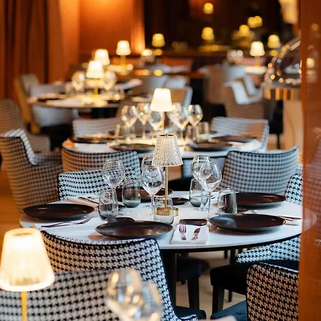 Et Restaurant Le Regina 4*