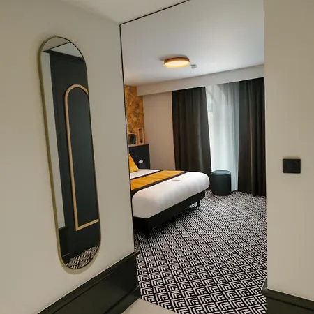 Отель Et Restaurant Le Regina 4*