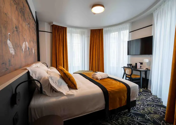 Hotel Et Restaurant Le Regina Le Puy-en-Velay