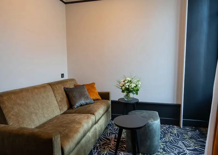 Hotel Et Restaurant Le Regina Le Puy-en-Velay