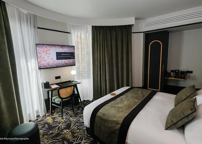 Hotel Et Restaurant Le Regina