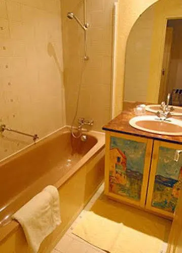 Hotel Et Restaurant Le Regina 4*